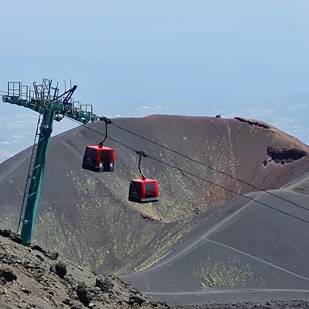 Le Rose Dell'etna - Intero Trecastagni